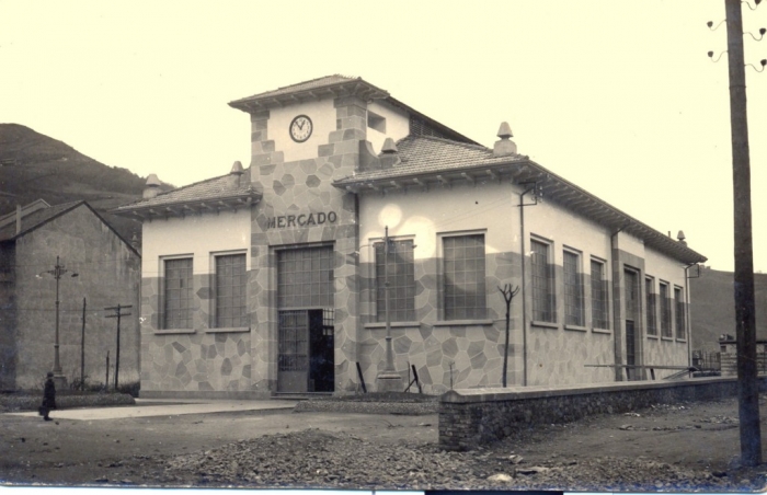 Antigua Plaza de Abastos, El Entrego